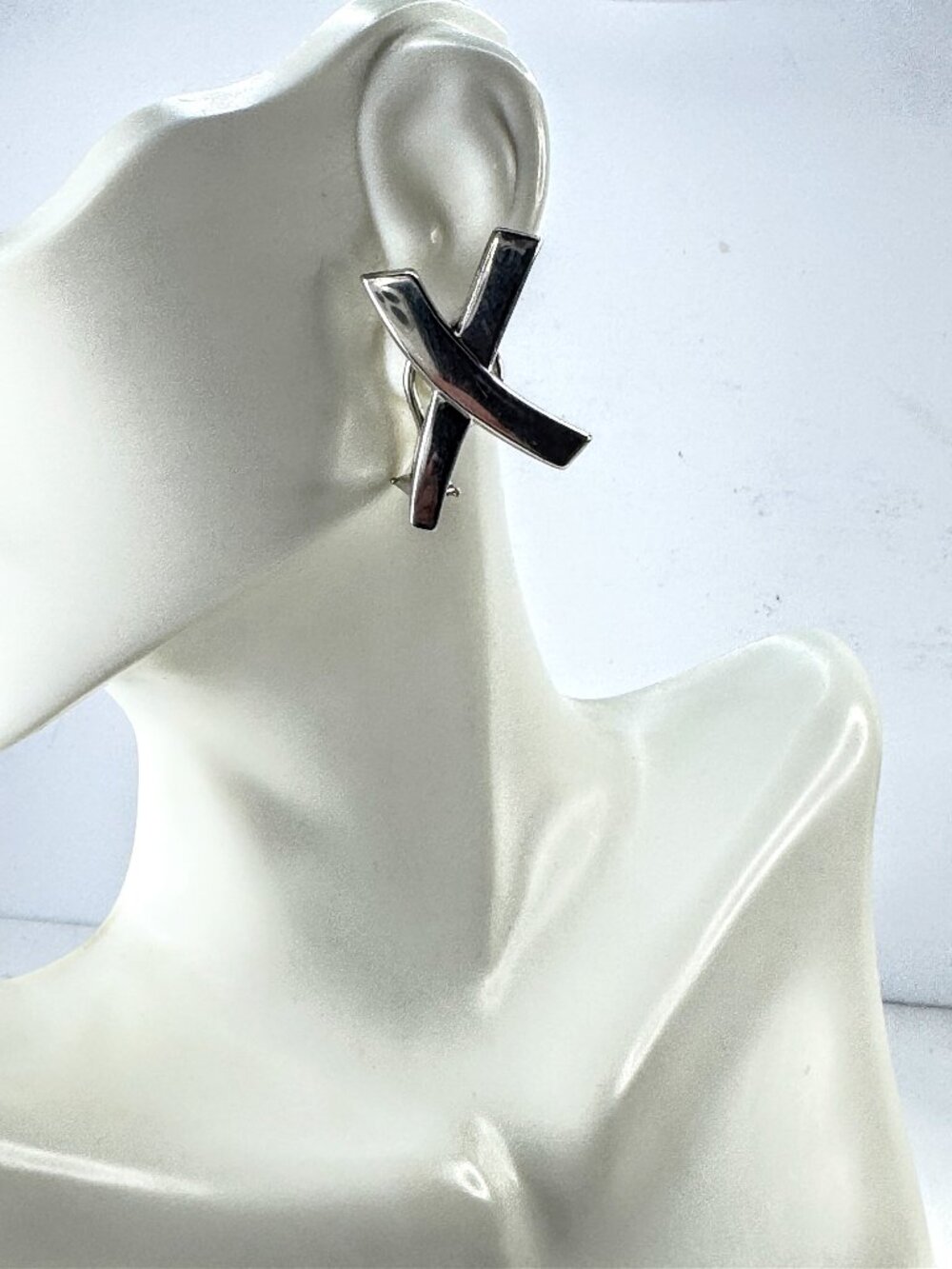 Vintage Tiffany & Co. Paloma Picasso Graffiti X Sterling Clip Earrings JR2004